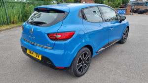 2014 Renault Clio 0.9 Dynamique Medianav Tce 90 Stop & Start in Blue — image 2