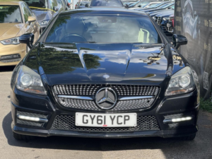 2011 Mercedes-Benz Slk 1.8 Slk200 Blueefficiency Amg Sport G-Tronic+ Euro 5 (s/s) 2dr in Black — image 4