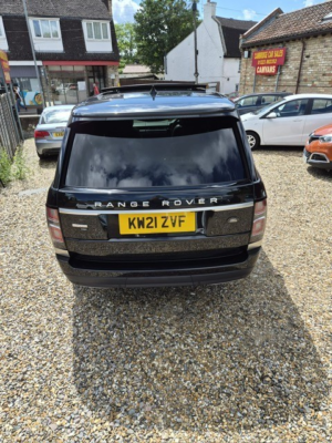 2021 Land Rover Range Rover 3.0 D350 Mhev Fifty in Black — image 5