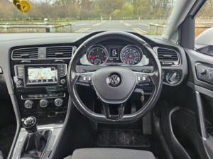 2014 Volkswagen Golf 2.0 Tdi Bluemotion Tech Gt Euro 5 (s/s) 5dr in White — image 3