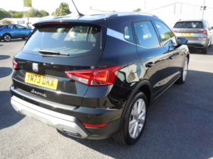2023 SEAT Arona 1.0 Tsi Xperience in Black — image 5