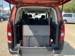 2021 Peugeot Rifter Wav Wheelchair Accessible Vehicle 1.5 Bluehdi Allure in Bronze — image 4