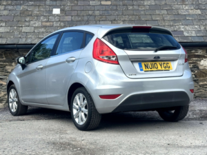 2010 Ford Fiesta 1.2 Fiesta Zetec 5dr in Silver — image 2