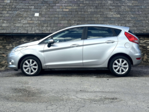 2010 Ford Fiesta 1.2 Fiesta Zetec 5dr in Silver — image 3