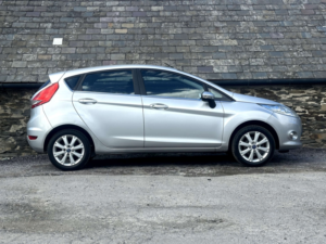 2010 Ford Fiesta 1.2 Fiesta Zetec 5dr in Silver — image 4