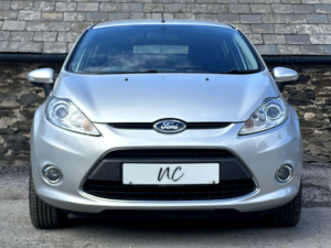 2010 Ford Fiesta 1.2 Fiesta Zetec 5dr in Silver — image 5