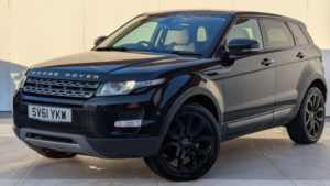 2011 Land Rover Range Rover Evoque 2.2 Sd4 Pure 4WD Euro 5 (s/s) 5dr in Black — image 3