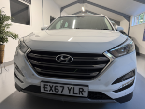 2017 Hyundai Tucson 1.7 Tucson Prem 1.7 D 141ps Dct in White — image 6