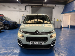 2020 Citroen Berlingo 1.5 Bluehdi Flair in Green — image 5
