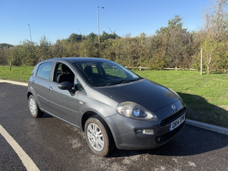 2014 Fiat Punto 1.2 Punto 5-Door 1.2 8v 69hp Easy+ in Grey — image 1