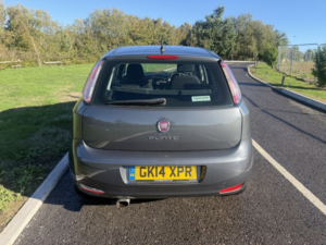 2014 Fiat Punto 1.2 Punto 5-Door 1.2 8v 69hp Easy+ in Grey — image 3