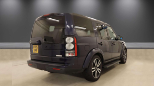 2015 Land Rover Discovery 4 3.0 Sd V6 Hse Luxury SUV 5dr Diesel Auto 4WD Euro 5 (s/s) (255 Bhp) in Blue — image 4