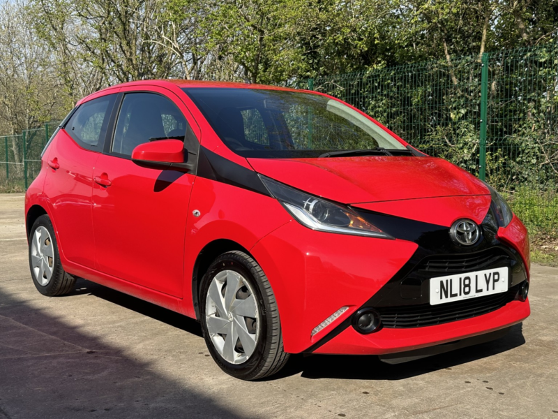2018 Toyota Aygo 1.0 Vvt-I X-Play in Red — image 1