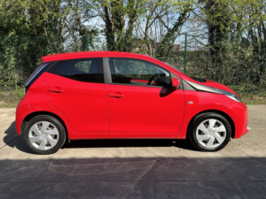 2018 Toyota Aygo 1.0 Vvt-I X-Play in Red — image 3