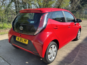 2018 Toyota Aygo 1.0 Vvt-I X-Play in Red — image 5