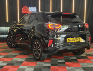 2020 Ford Puma 1.0 T Ecoboost St-Line in Black — image 2