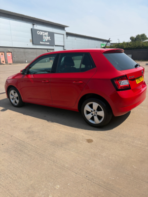 2015 Skoda Fabia 1.2 Tsi Se Hatchback 5dr Petrol Manual Euro 6 (s/s) (90 Ps) in Red — image 2