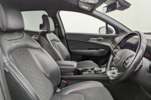 2022 Kia Sportage 1.6 H T-Gdi Gt-Line SUV 5dr Petrol Hybrid Auto Euro 6 (s/s) (226 Bhp) in Grey — image 3