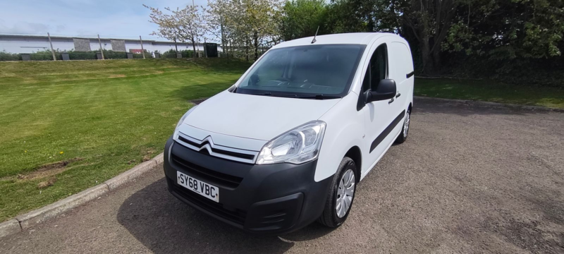 2018 Citroen Berlingo 1.6 Bluehdi 625 Enterprise Panel Van 5dr Diesel Manual L1 (112 G/km, 75 Bhp) in White — image 1