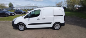 2018 Citroen Berlingo 1.6 Bluehdi 625 Enterprise Panel Van 5dr Diesel Manual L1 (112 G/km, 75 Bhp) in White — image 2