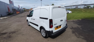 2018 Citroen Berlingo 1.6 Bluehdi 625 Enterprise Panel Van 5dr Diesel Manual L1 (112 G/km, 75 Bhp) in White — image 3