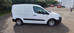 2018 Citroen Berlingo 1.6 Bluehdi 625 Enterprise Panel Van 5dr Diesel Manual L1 (112 G/km, 75 Bhp) in White — image 6