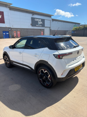 2022 Vauxhall Mokka 1.2 Turbo Sri Premium SUV 5dr Petrol Manual Euro 6 (s/s) (130 Ps) in White — image 3