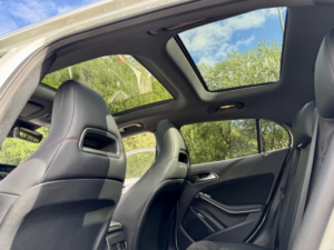 2017 Mercedes-Benz Gla 2.1 Gla200d Amg Line in White — image 6