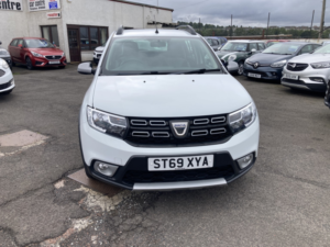 2019 Dacia Sandero Stepway 0.9 Stepway Comfort Tce 90 My18 in White — image 2