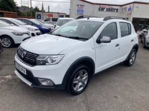 2019 Dacia Sandero Stepway 0.9 Stepway Comfort Tce 90 My18 in White — image 3