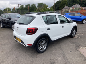 2019 Dacia Sandero Stepway 0.9 Stepway Comfort Tce 90 My18 in White — image 4