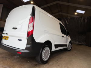 2020 Ford Transit Connect 1.5 220 Ecoblue Leader L1 Euro 6 (s/s) 5dr in White — image 5