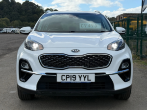 2019 Kia Sportage 1.6 Crdi Ecodynamics+ 2 SUV 5dr Diesel Hybrid Manual Euro 6 (s/s) (134 Bhp) in White — image 2