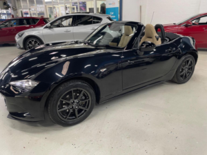 2016 Mazda Mx-5 1.5 Skyactiv-G Sport Nav Euro 6 2dr in Black — image 4