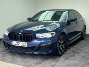 2022 BMW 5 Series 2.0 530e 12kwh M Sport Steptronic Euro 6 (s/s) 4dr in Blue — image 3