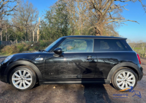 2017 MINI Hatch 2.0 Cooper S Euro 6 (s/s) 3dr in Black — image 3