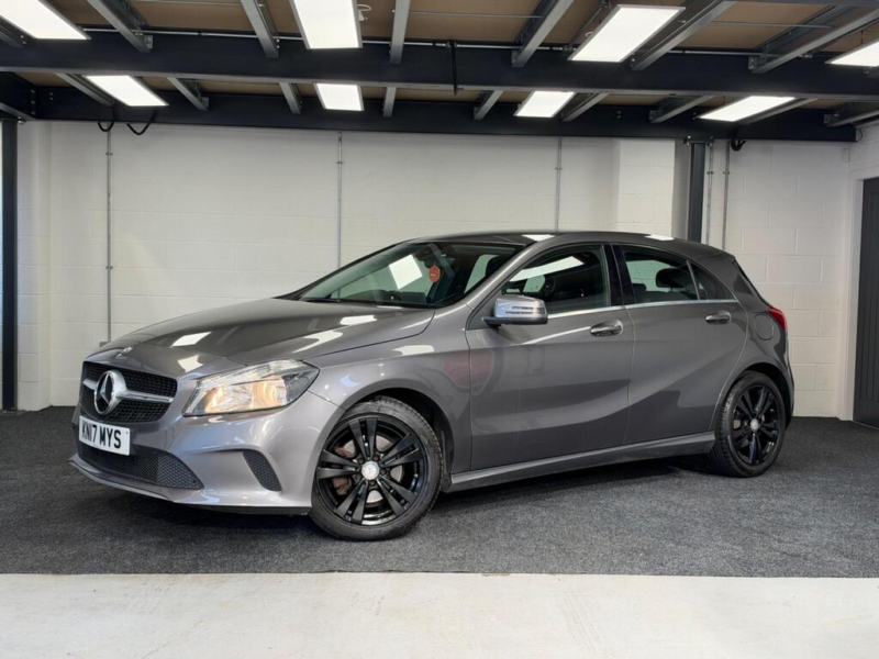 2017 Mercedes-Benz A Class 1.6 A180 Sport 7g-Dct Euro 6 (s/s) 5dr — image 1
