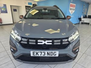 2023 Dacia Jogger 1.0 Tce Extreme in Grey — image 2