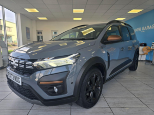 2023 Dacia Jogger 1.0 Tce Extreme in Grey — image 3
