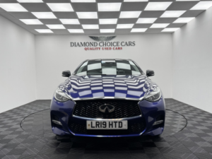 2019 Infiniti Q30 2.2 D Sport in Blue — image 2