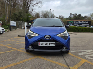 2020 Toyota Aygo 1.0 Vvt-I X-Clusiv X-Shift Euro 6 5dr in Blue — image 2