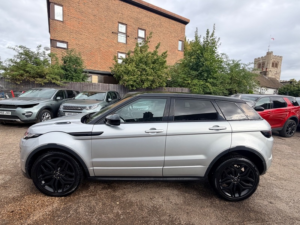 2017 Land Rover Range Rover Evoque Td4 Hse Dynamic in Silver — image 4