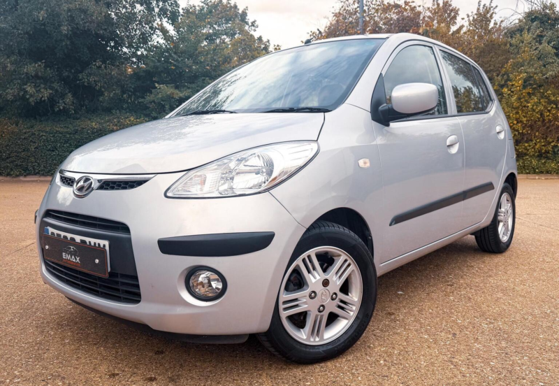2009 Hyundai I10 1.2 Comfort Auto Euro 4 5dr in Silver — image 1