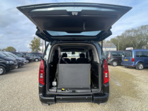 2025 Citroen Berlingo Wheelchair Accessible Vehicle 1.5 Berlingo M Plus Bluehdi 100 S&s 6-Speed Manual (wav) in Blue — image 6
