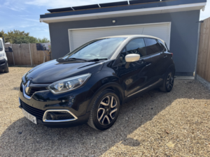 2015 Renault Captur 1.5 Dynamique S Medianav Dci 90 Auto Edc in Black — image 3
