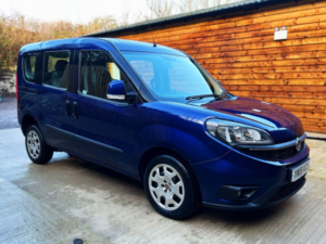 2019 Fiat Doblo 3 SEAT Wheelchair Accessible Disabled Access Vehicle Wav in Blue — image 3