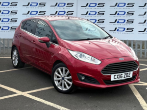 2016 Ford Fiesta 1.0t Ecoboost Titanium Hatchback 5dr Petrol Manual Euro 6 (s/s) (100 Ps) in Red — image 2