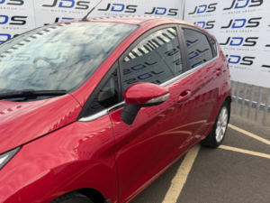 2016 Ford Fiesta 1.0t Ecoboost Titanium Hatchback 5dr Petrol Manual Euro 6 (s/s) (100 Ps) in Red — image 6