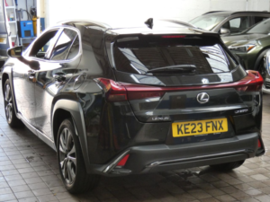 2023 Lexus Ux 2.0 250h F Sport Design SUV 5dr Petrol Hybrid E-CVT Euro 6 (s/s) (184 Ps) in Black — image 4