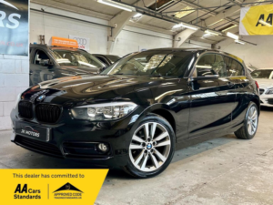 2017 BMW 1 Series 1.5 118i Sport Auto Euro 6 (s/s) 3dr in Black — image 2